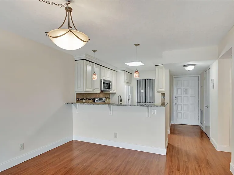 4539 Luxemburg Ct #304 — Photo 7
