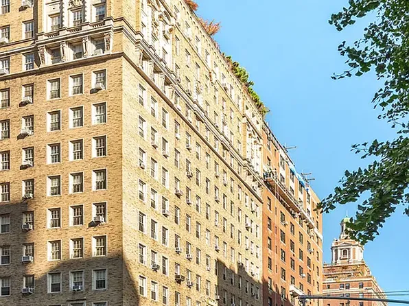 24 5th Avenue image 15 of 17