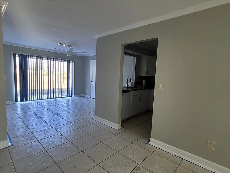 4404 Santa Barbara Blvd — Photo 4