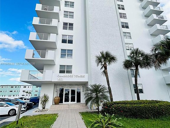 5th image of 1601 S Ocean Dr APT 504