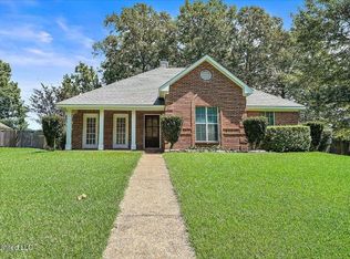113 Afton Dr, Brandon, MS 39042