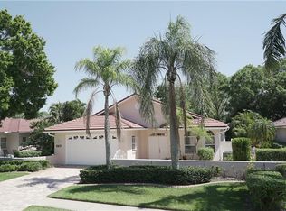 5871 Lakeside Woods Cir, Sarasota, FL 34243