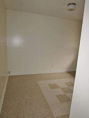 5th image of 510 E Sequoia Ave #B