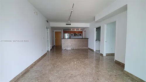 253 NE 2nd St #2301 Photo 1