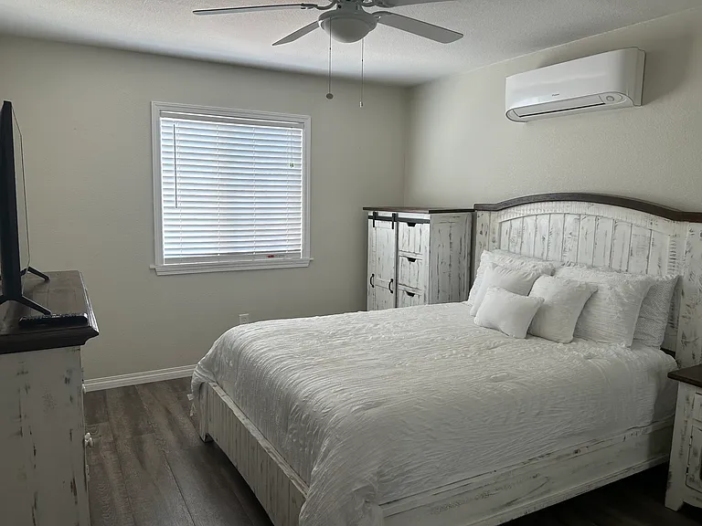 3344 W Avenue L — Photo 5