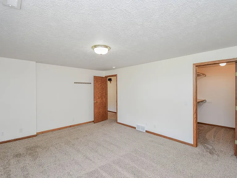 5937 S Lois Ln — Photo 37