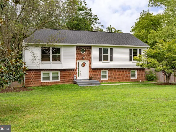 14 Bryant Blvd, Stafford, VA 22556