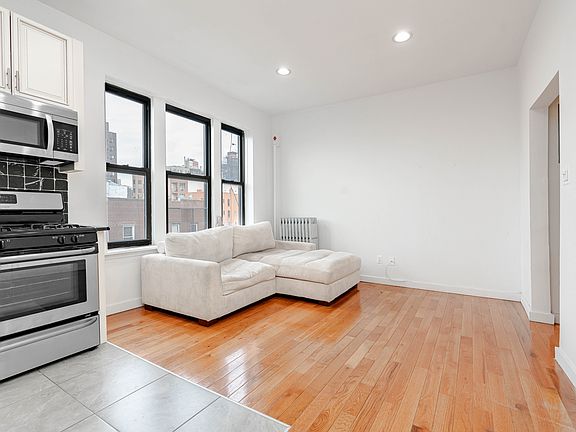 3rd image of 27-21 23rd St #4G