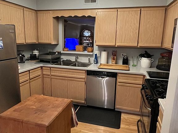 4th image of 833 Winter Park Dr #833