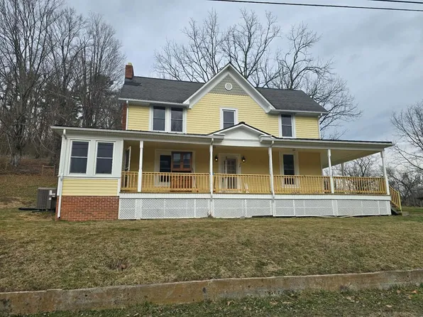 279 Jeffersonville St, Tazewell, VA 24651