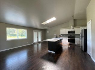 2526 192nd St E, Tacoma, WA 98445