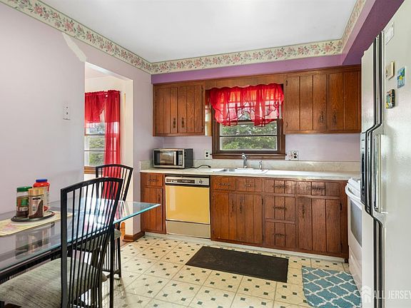 5th image of 1420 Shadyside Pl