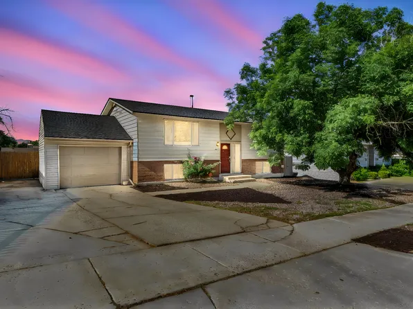 1124 E Webster Dr, Sandy, UT 84094