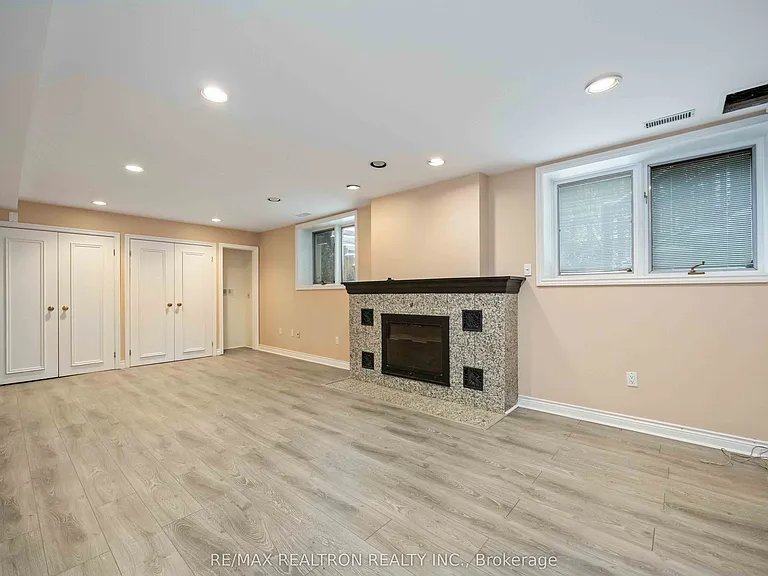 12 Donwoods Dr — Photo 36