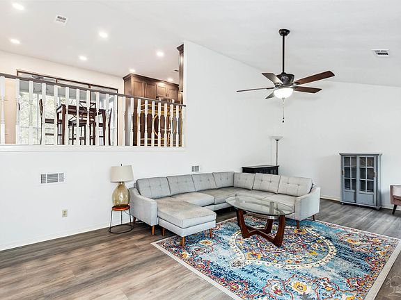 5th image of 4651 Baywoods Dr