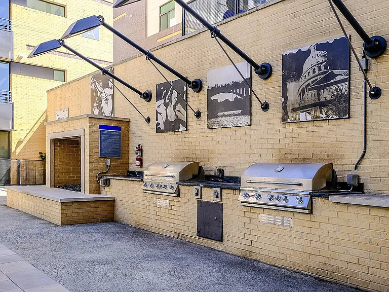 1302 E Riverside Dr #C203 — Photo 10