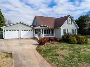 2404 Gleneagles Dr, Monroe, NC 28110