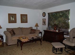 107 Frontier Ave, Newcastle, WY 82701