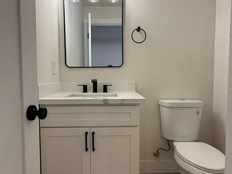 7900 Edmonds 4-Plex — Photo 34