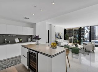 88 SW 7th St APT 1007, Miami, FL 33130