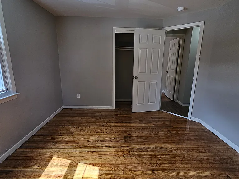 960 1st Ave #7A — Photo 7
