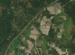 20 S Cow Team Rd, Island Falls, ME 04747