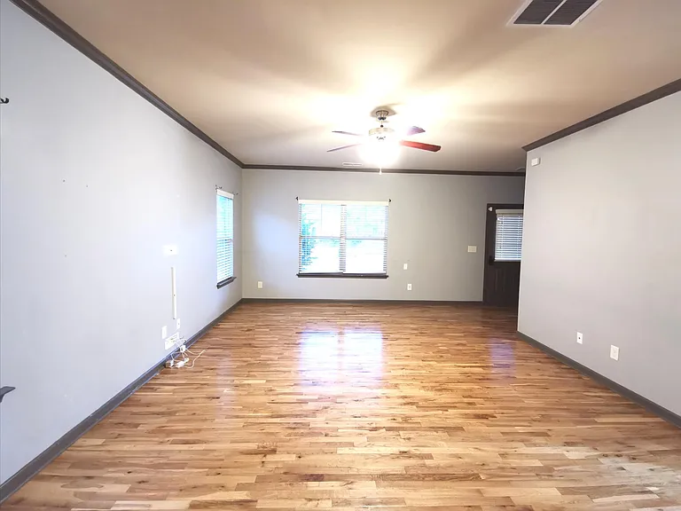 3087 Judith Ct — Photo 18