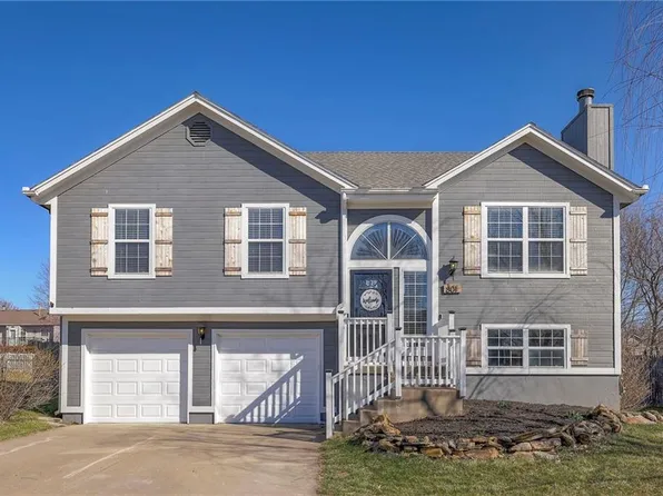 801 16th Ave S, Greenwood, MO 64034
