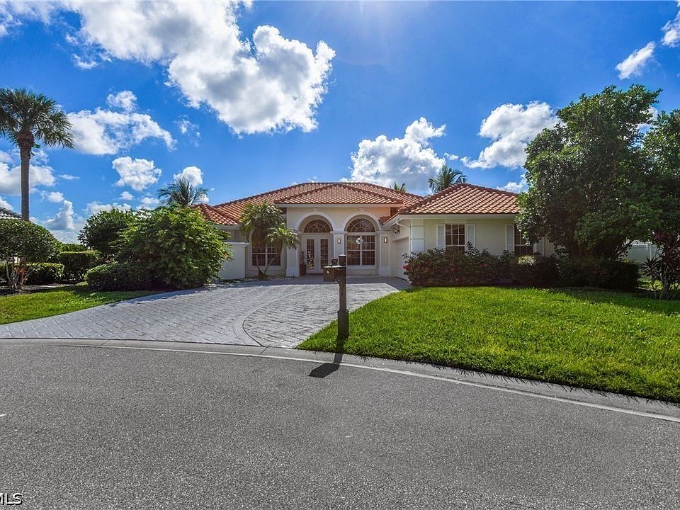 1st image of 12083 Mahogany Isle Ln