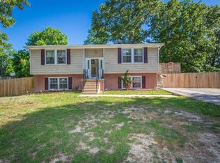 6011 Loriella Park Dr, Fredericksburg, VA 22407