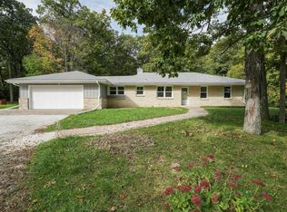 4410 Goleys Ln, Racine, WI 53404