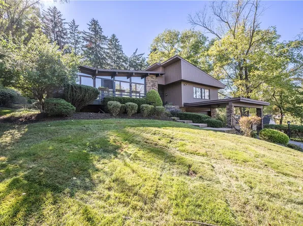 314 Sunset Dr, Bethel Park, PA 15102