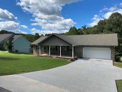 1825 Sunnydale Dr, Sevierville, TN, 37862