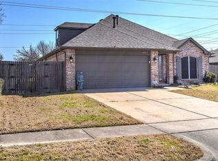 3817 S Narcissus Ave, Broken Arrow, OK 74011