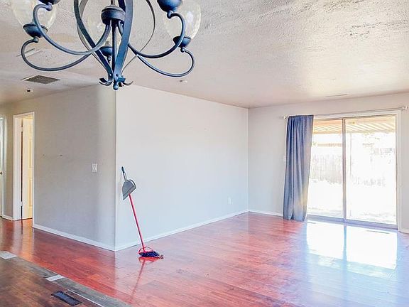 4th image of 2954 SW 54th St