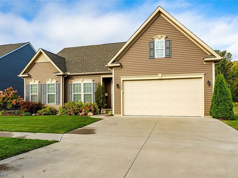 1st image of 7452 Greenlawn Dr