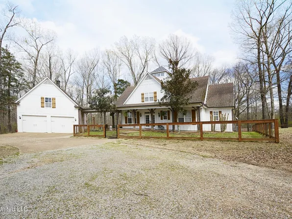 149 Strickland Cv, Byhalia, MS 38611