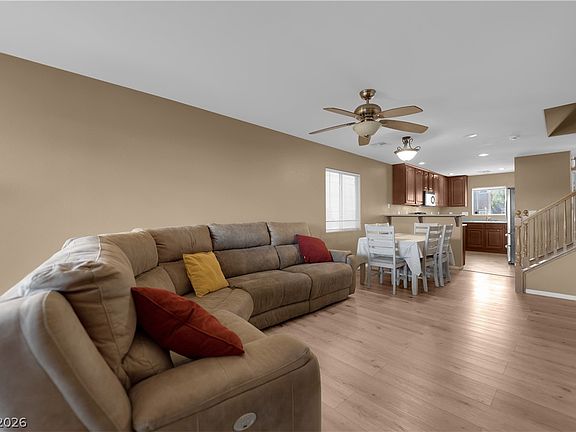 5th image of 8246 Wuthering Heights Ave
