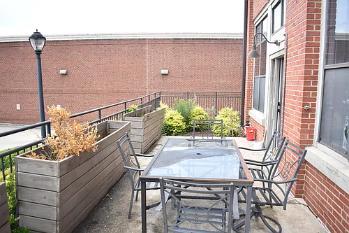 1261 Caroline St NE Photo 1