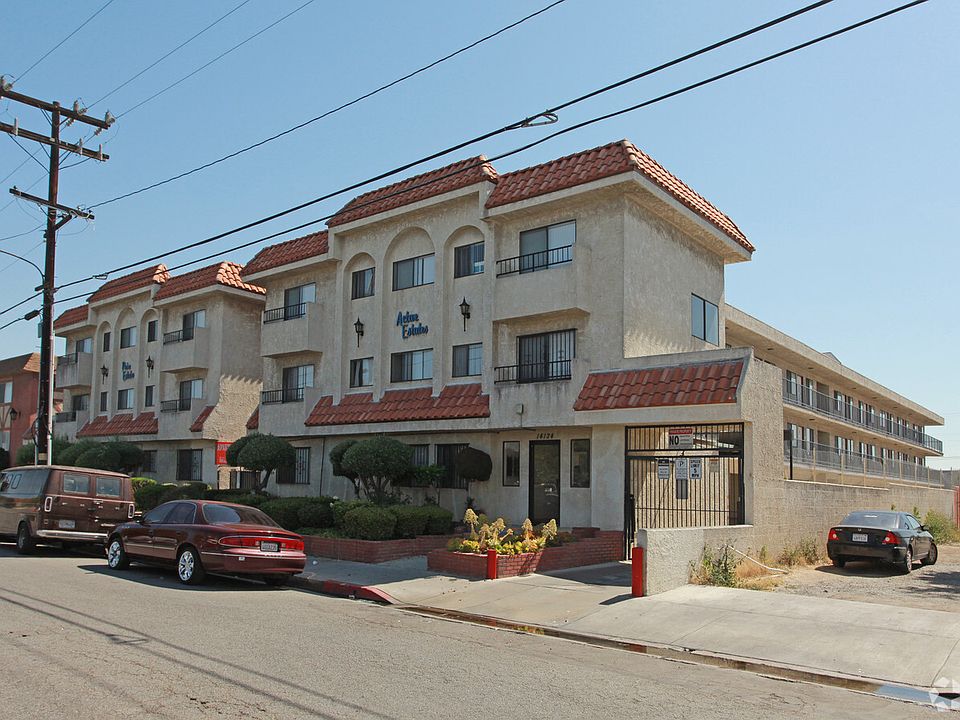 1st image of 14124 Chadron Ave #14