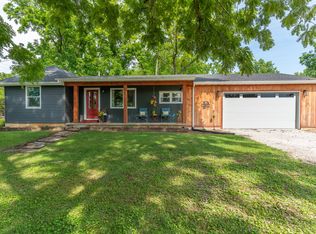 1994 N Owen Rd, Nixa, MO 65714
