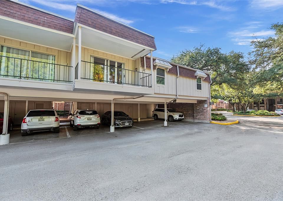 1st image of 7575 Katy Fwy APT 98