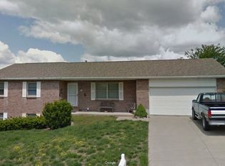 4174 Deer Run Dr, Hannibal, MO 63401