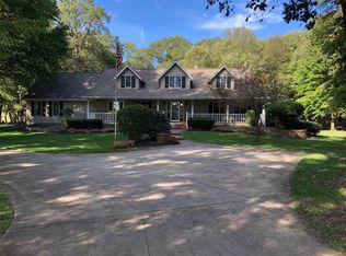 19776 1c Rd, Walkerton, IN 46574