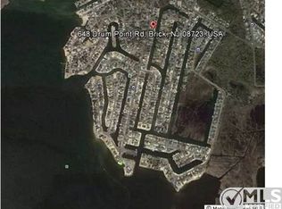648 Drum Point Rd, Brick, NJ 08723