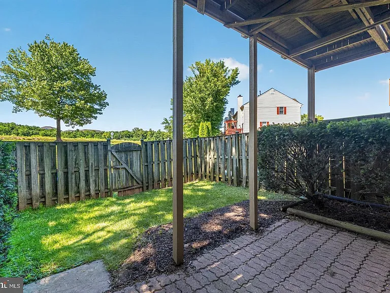 6581 Willard Horine Ct — Photo 15