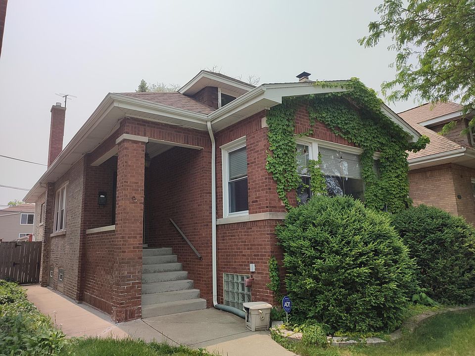 1st image of 2735 W Farwell Ave