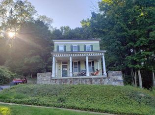 404 16th St, Franklin, PA 16323