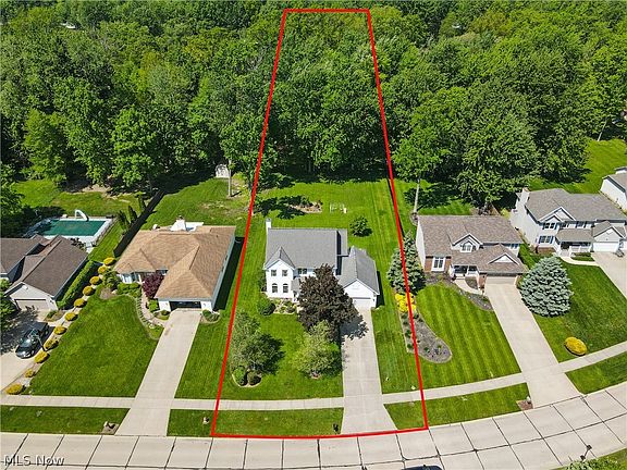 2nd image of 6394 Meadowbrook Dr