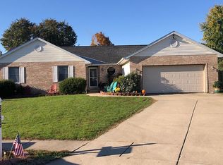 3725 Windshire Dr, Springfield, IL 62704